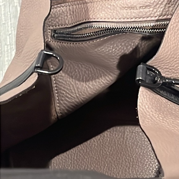 Michael Kors X-Large Colgate Grab Bag - Picture 5 of 8